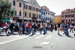 A-ESPOSIZIONE-IN-PIAZZA-11_risultato