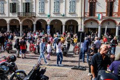 A-ESPOSIZIONE-IN-PIAZZA-15_risultato