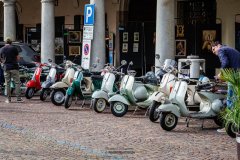 A-ESPOSIZIONE-IN-PIAZZA-4_risultato
